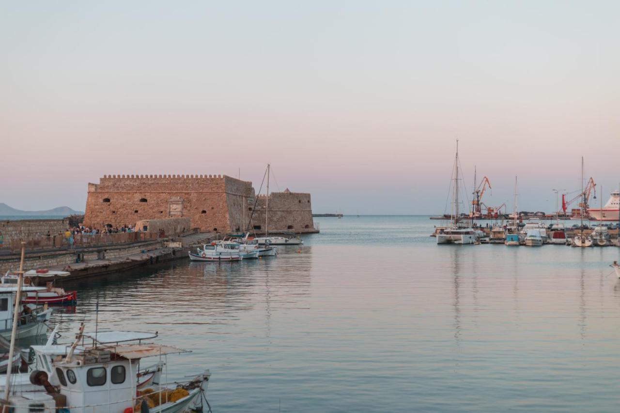 Athina Secret Apartments Adults Only Iraklio Eksteriør billede